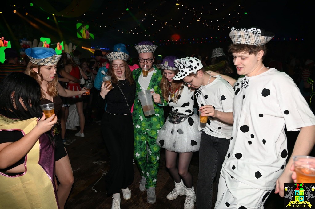 ../Images/Opwarmbal 2026 298.jpg